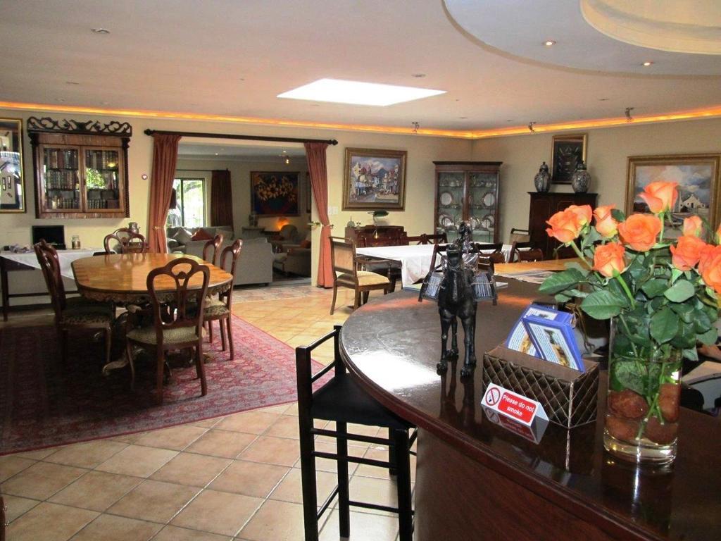 Elizabeth Manor Guest House Johannesburg Bagian luar foto