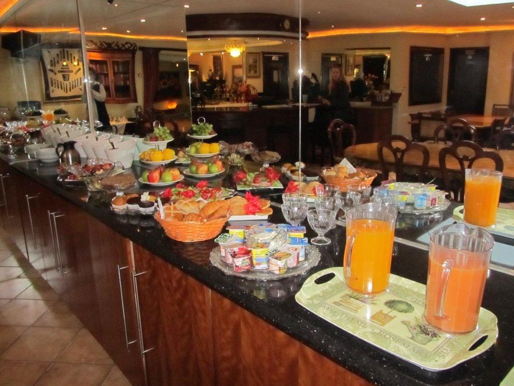 Elizabeth Manor Guest House Johannesburg Bagian luar foto